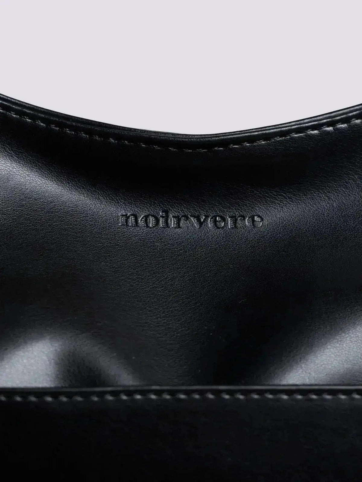 Noir Essence | Bolso de Piel Vegana Sofisticado Mujer