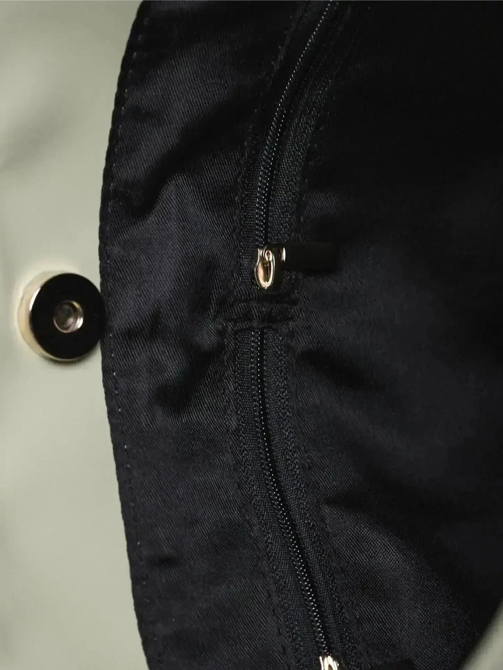 Noir Essence | Bolso de Piel Vegana Sofisticado Mujer