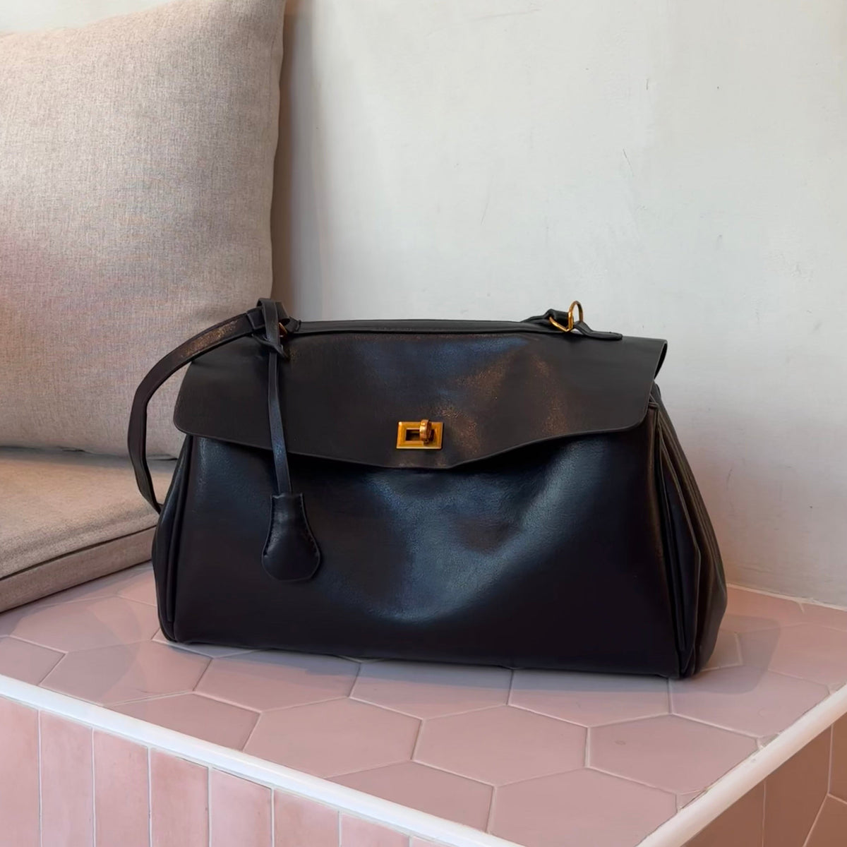 Ciara | Bolso Vintage de Cuero Vegano Negro Mujer