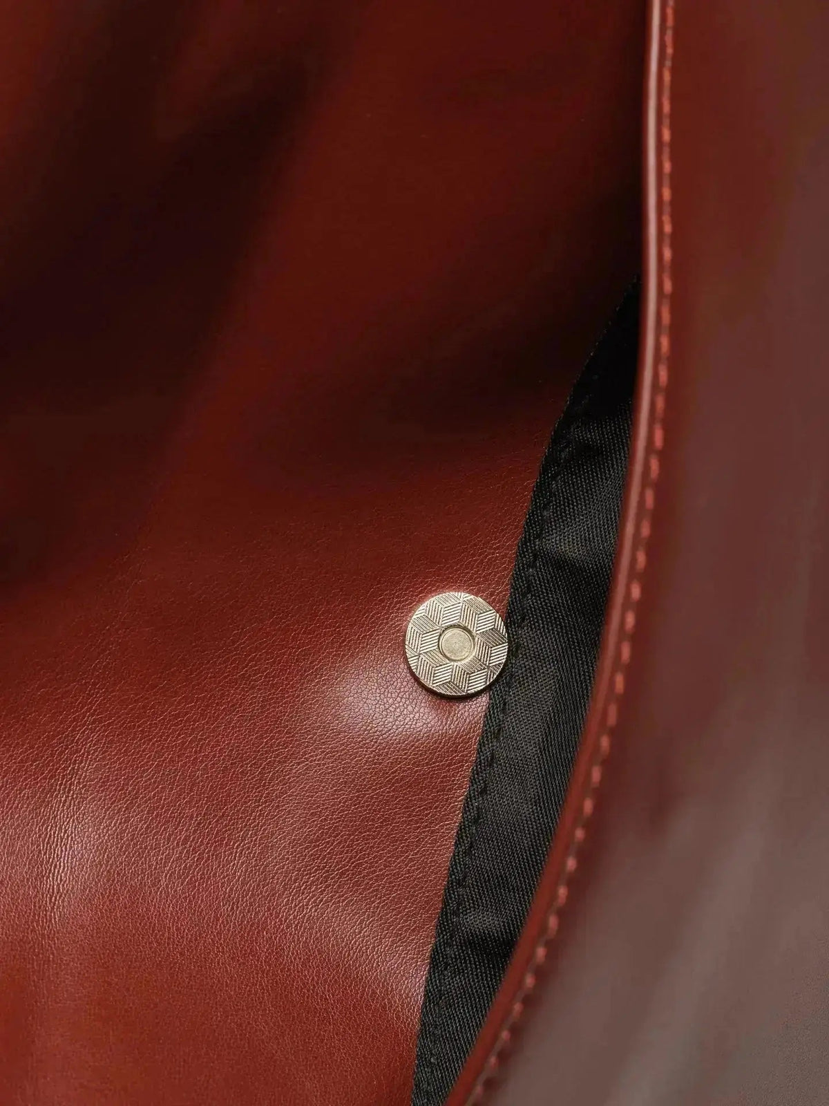 Noir Essence | Bolso de Piel Vegana Sofisticado Mujer