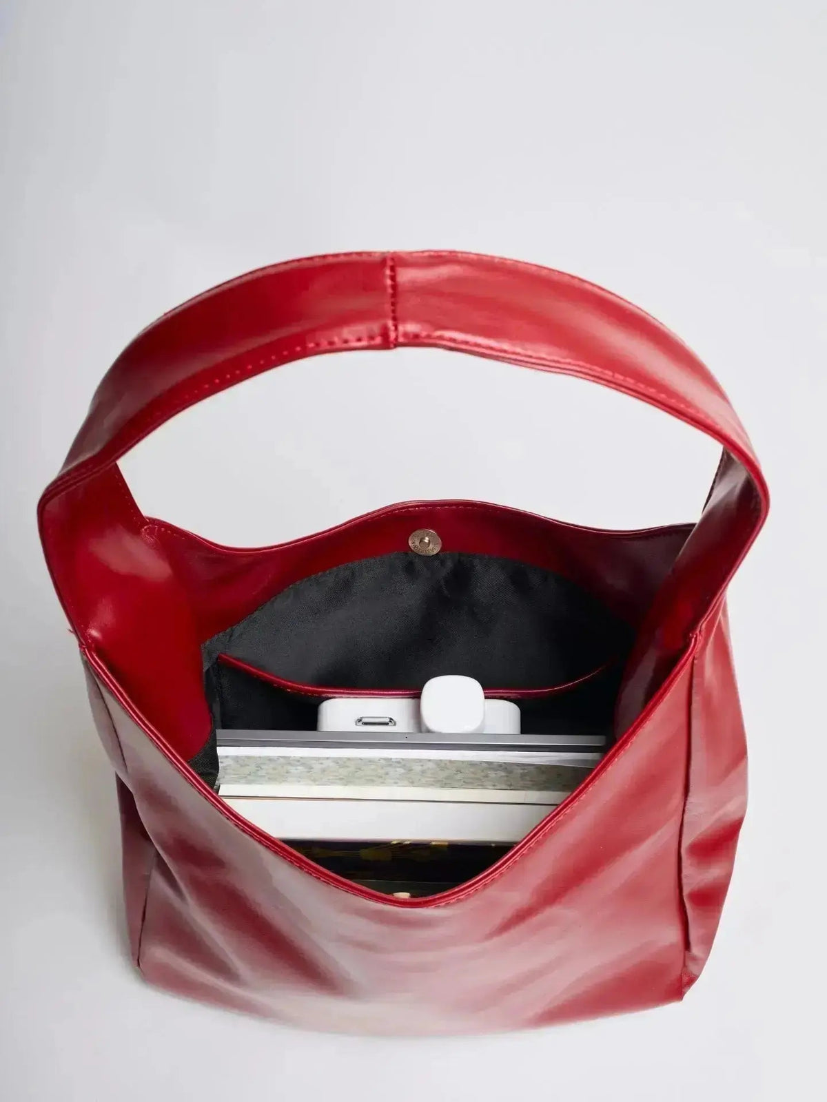 Noir Essence | Bolso de Piel Vegana Sofisticado Mujer