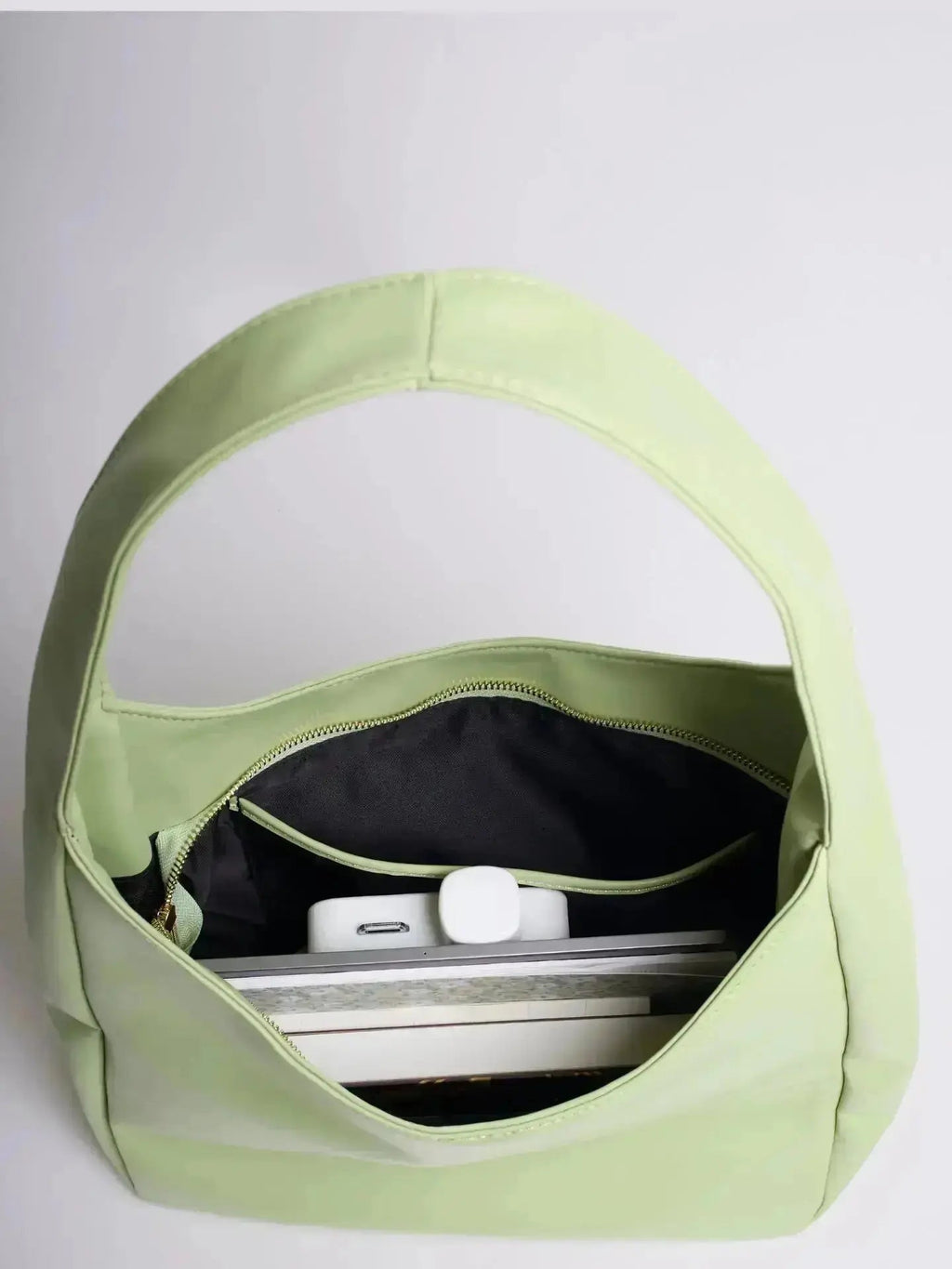 Noir Essence | Bolso de Piel Vegana Sofisticado Mujer