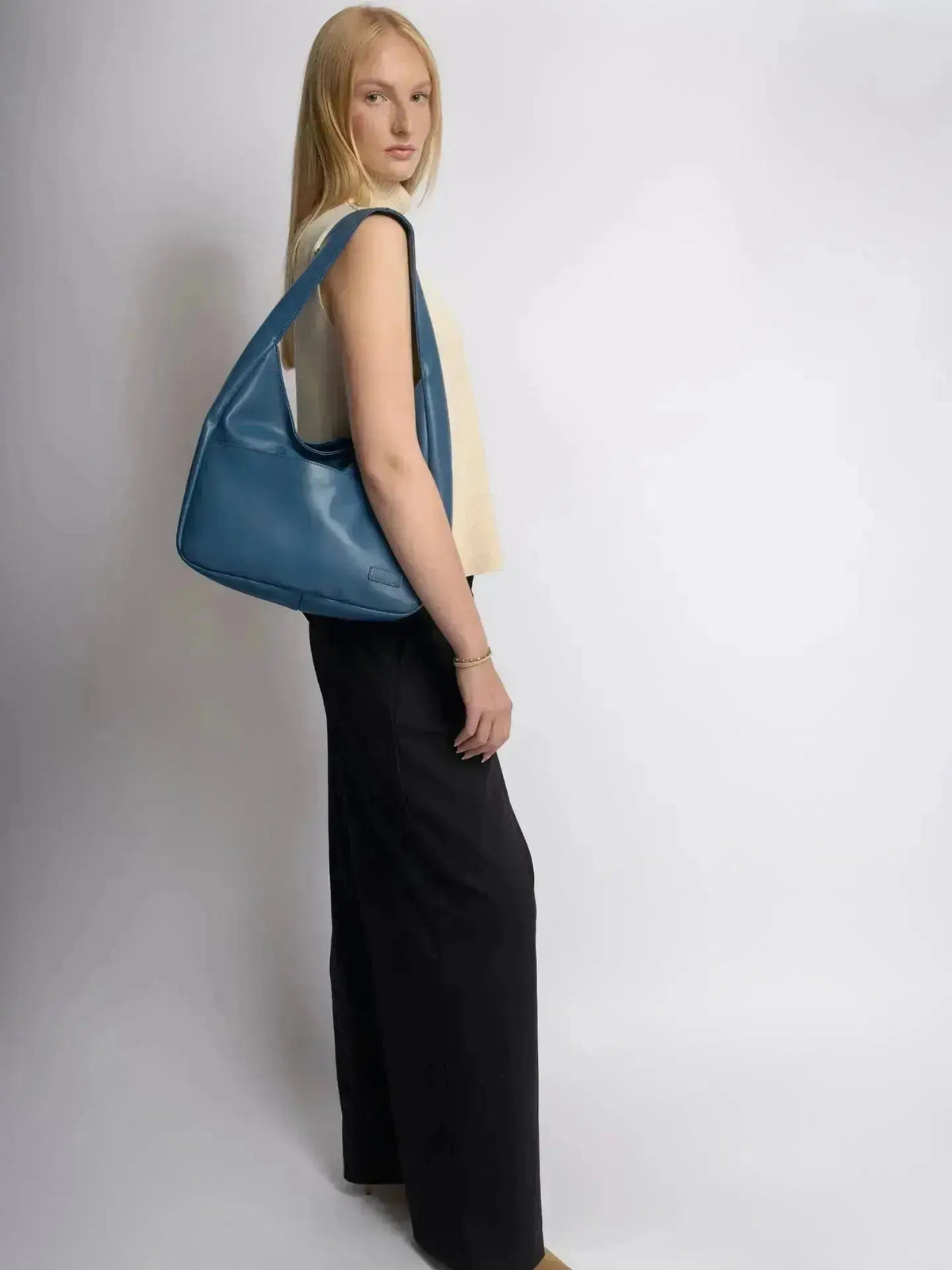 Noir Essence | Bolso de Piel Vegana Sofisticado Mujer