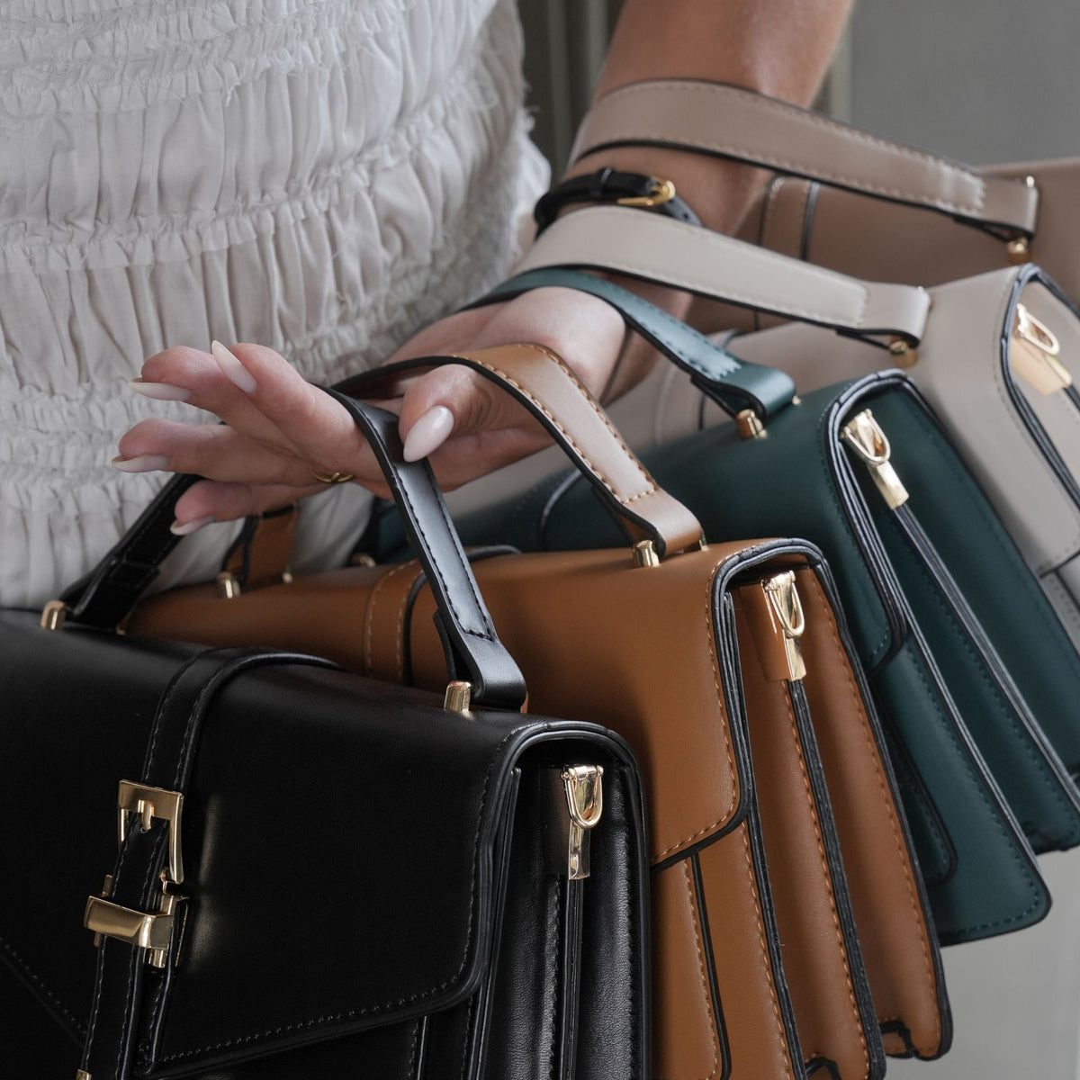 Sienna | Bolso Bandolera Caqui Clásico Mujer
