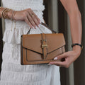 Sienna | Bolso Bandolera Caqui Clásico Mujer