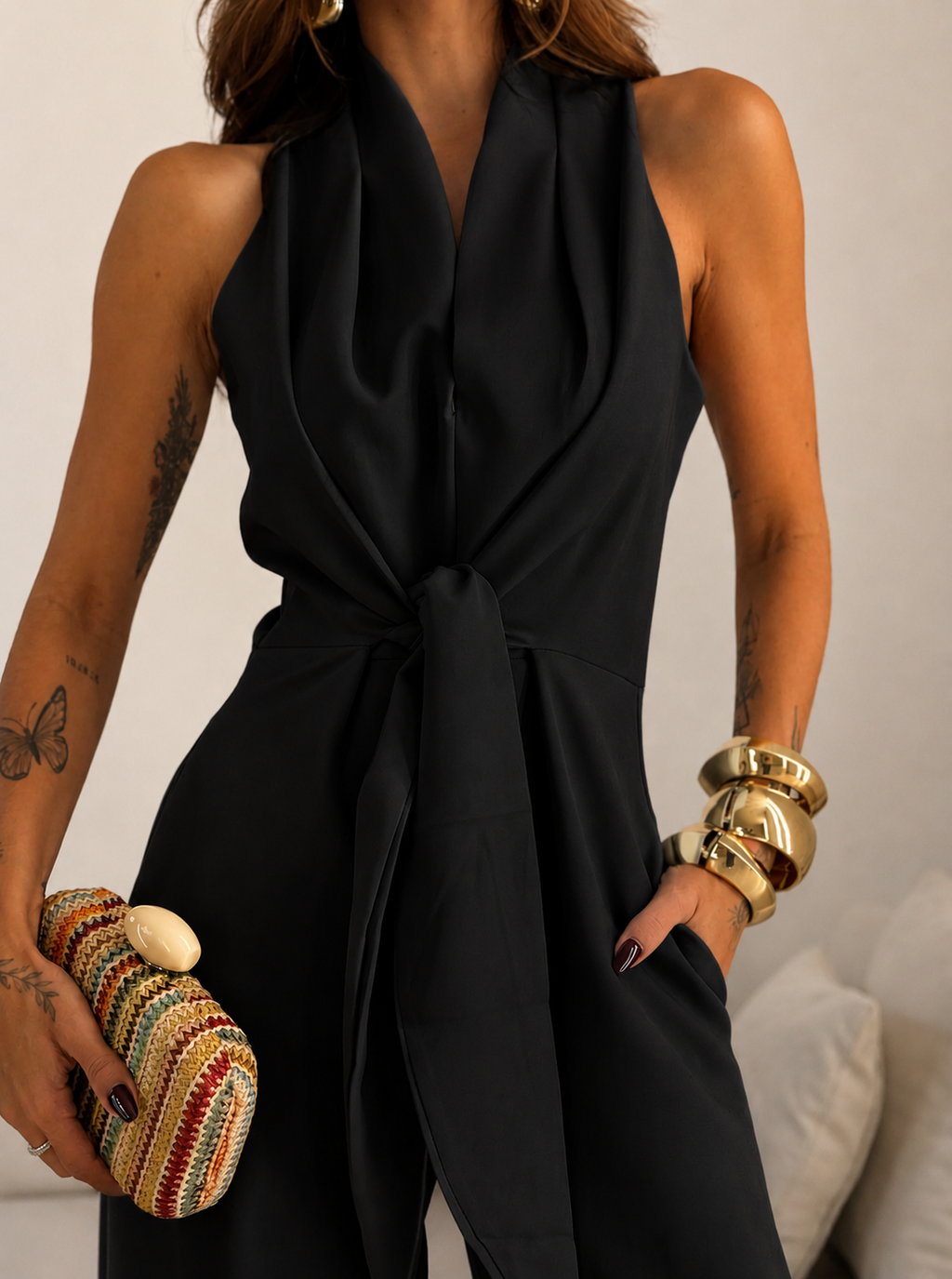 Julia | Mono Halter con Lazo y Pierna Ancha Mujer