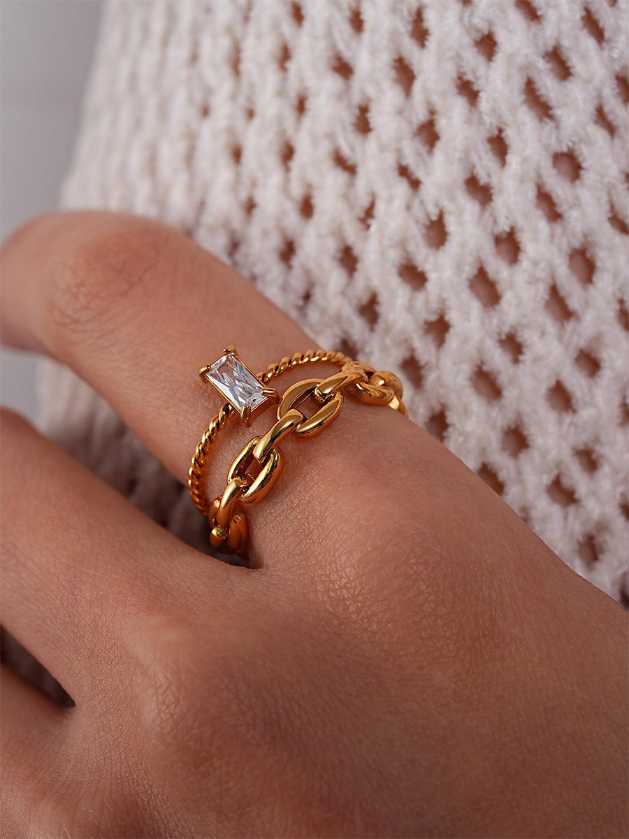 Anillo Trenzado Elegante