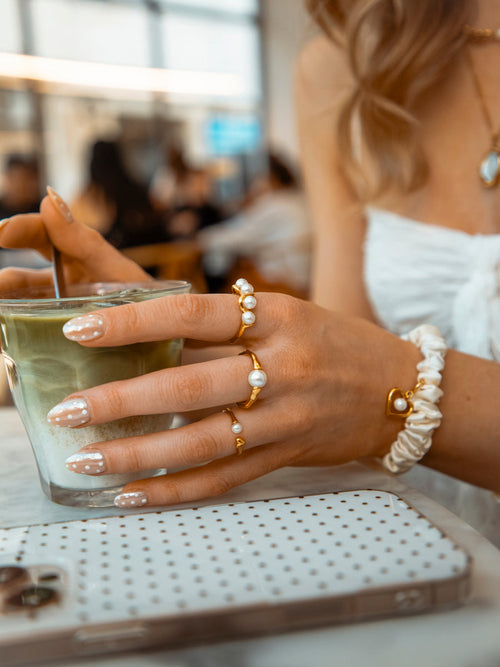 Anillo con Perla Central