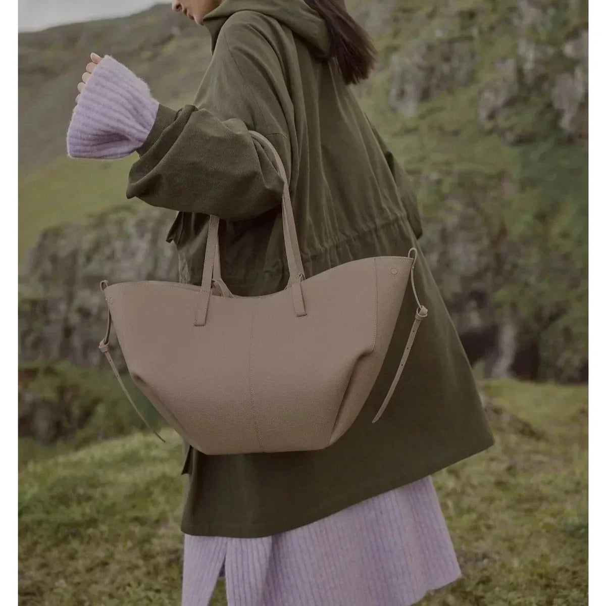Riosa | Bolso de Mano Versátil Mujer