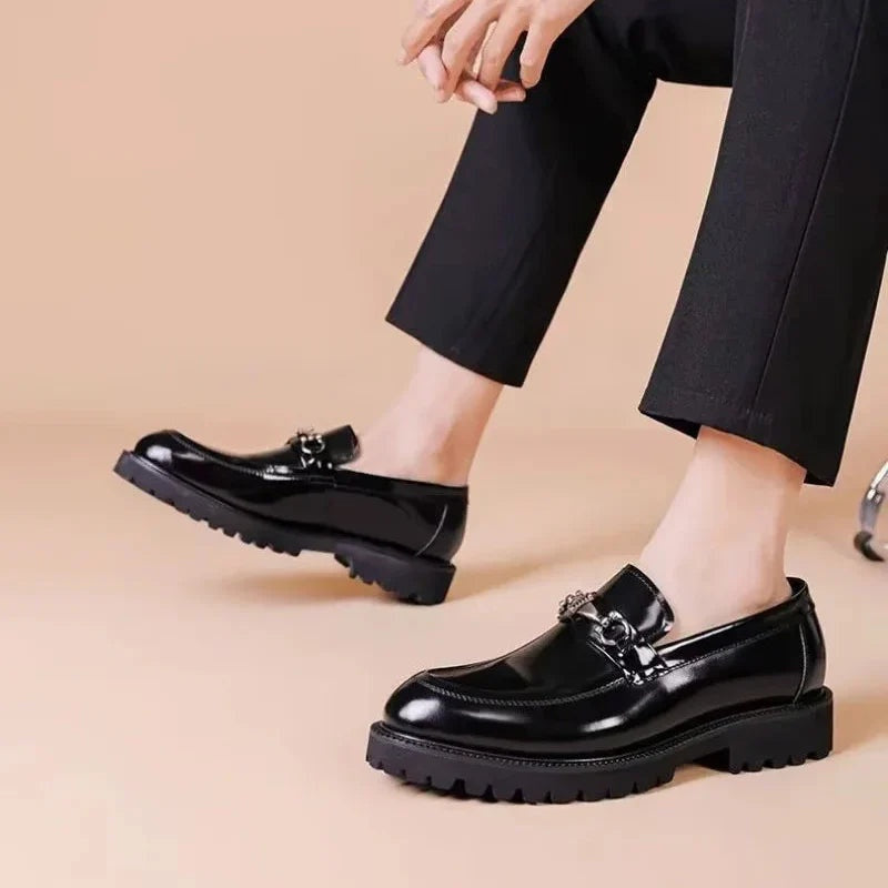 Andrés | Mocasines de Cuero con Hebilla y Suela Track para Hombre