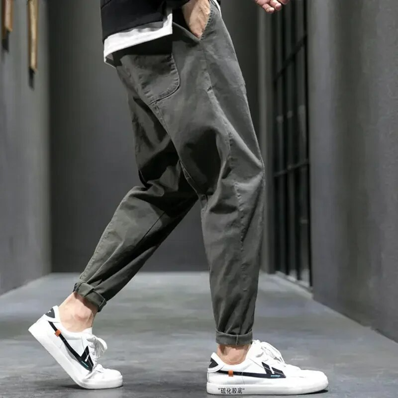 Jogger de Algodón Cropped Cintura Elástica para Hombre