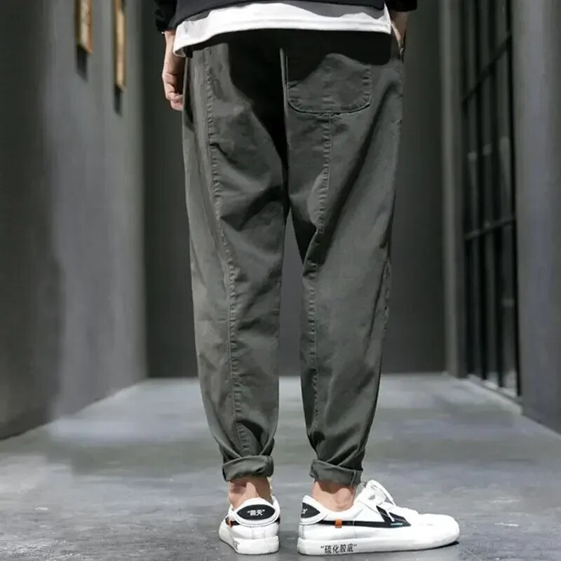 Jogger de Algodón Cropped Cintura Elástica para Hombre