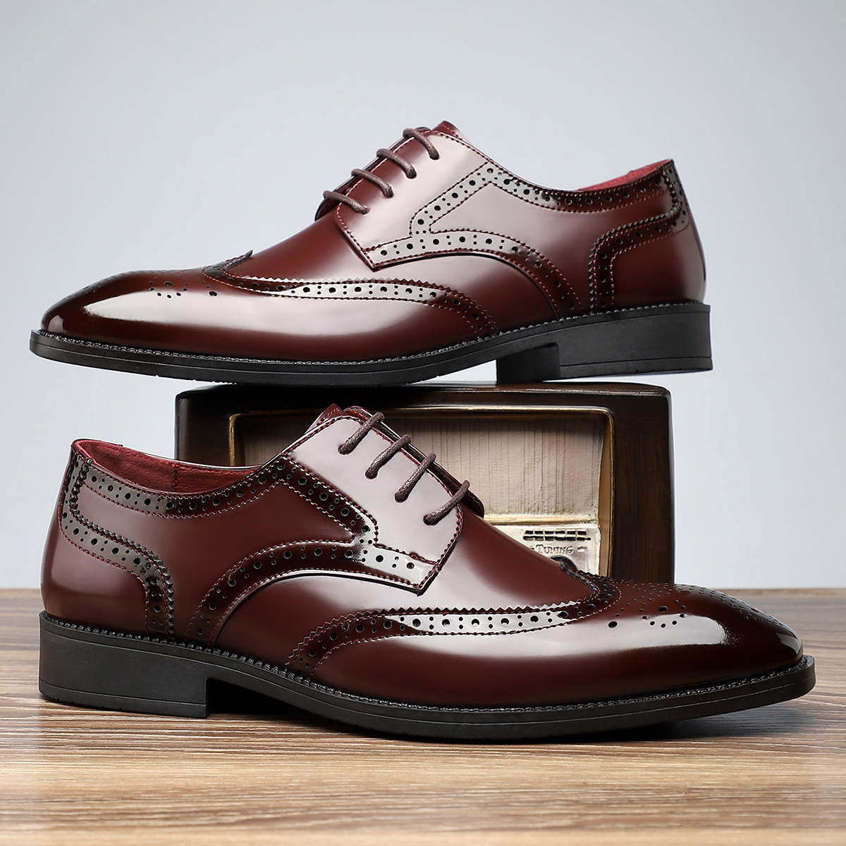 Arnau | Zapatos Brogue de Cuero Estilo Blucher Wingtip para Hombre