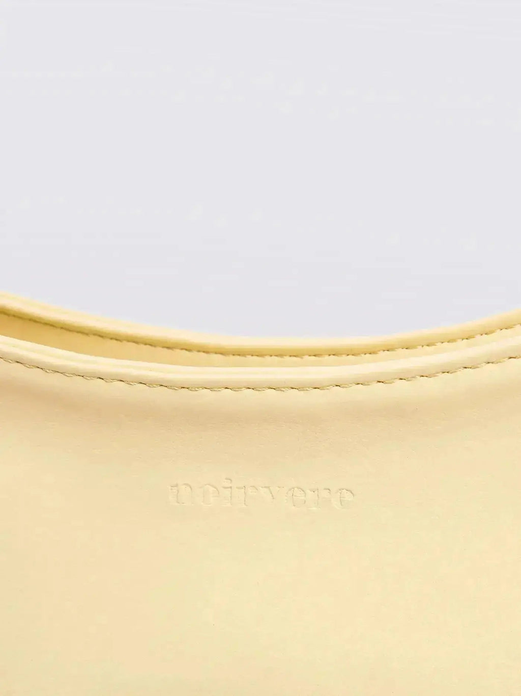 Noir Essence | Bolso de Piel Vegana Sofisticado Mujer