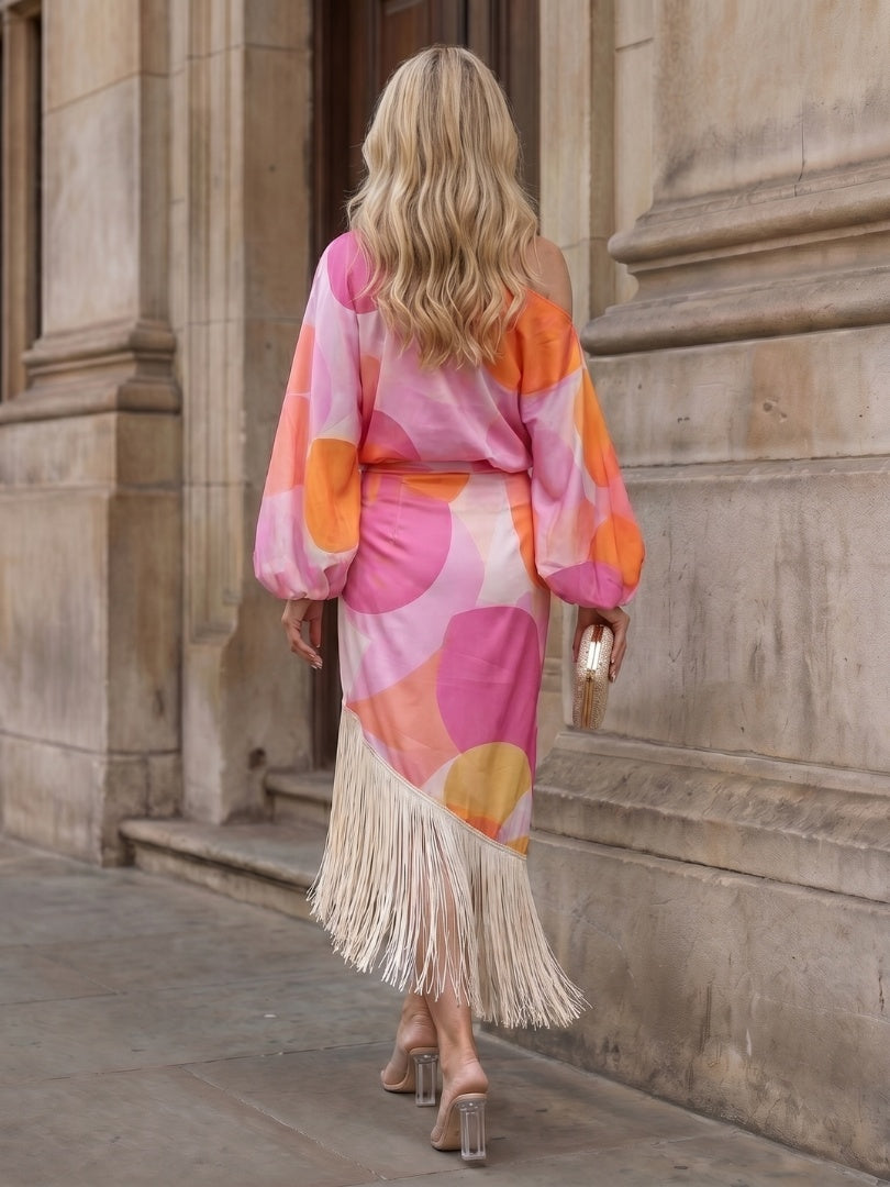 Vestido Midi Asimétrico de Un Hombro con Flecos y Manga Abullonada