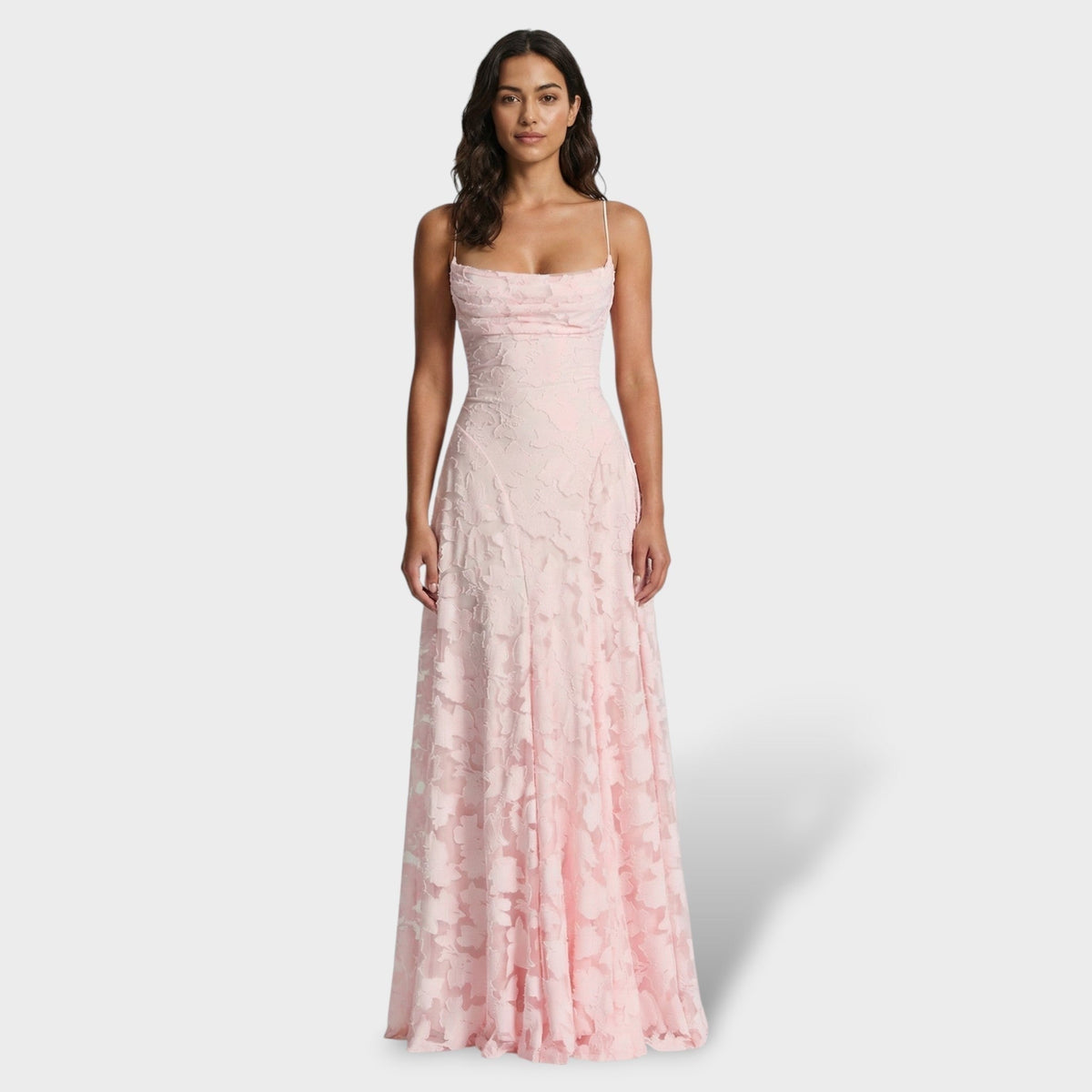 Vestido Largo de Fiesta de Encaje con Espalda Descubierta