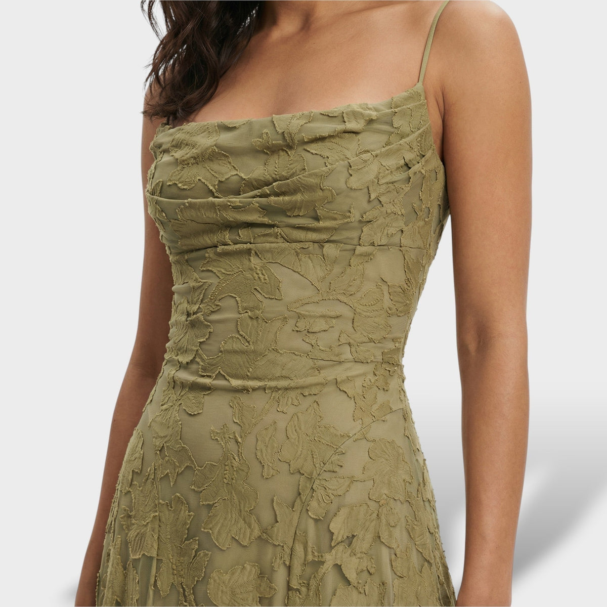 Vestido Largo de Fiesta de Encaje con Espalda Descubierta