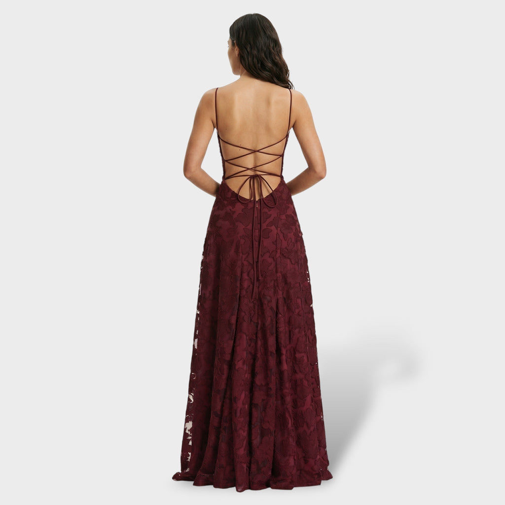 Vestido Largo de Fiesta de Encaje con Espalda Descubierta