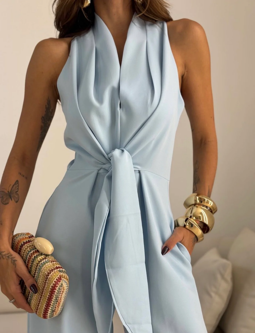 Julia | Mono Halter con Lazo y Pierna Ancha Mujer