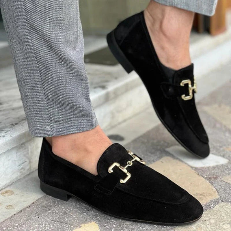 Lucas | Mocasines de Ante Casual con Hebilla Dorada para Hombre