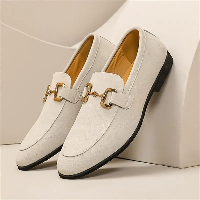 Lucas | Mocasines de Ante Casual con Hebilla Dorada para Hombre