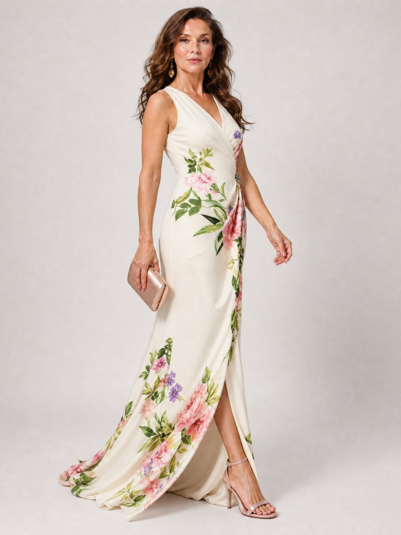 Vestido Largo de Madrina Floral con Escote V y Sin Mangas