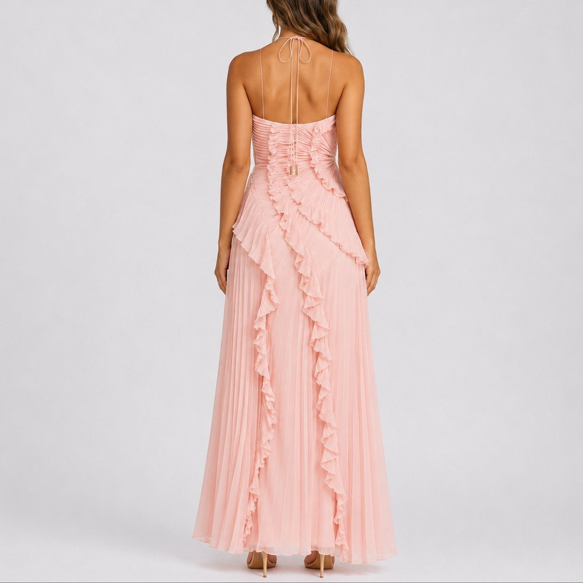 Vestido de Invitada de Otoño Plisado con Volantes y Cuello Halter