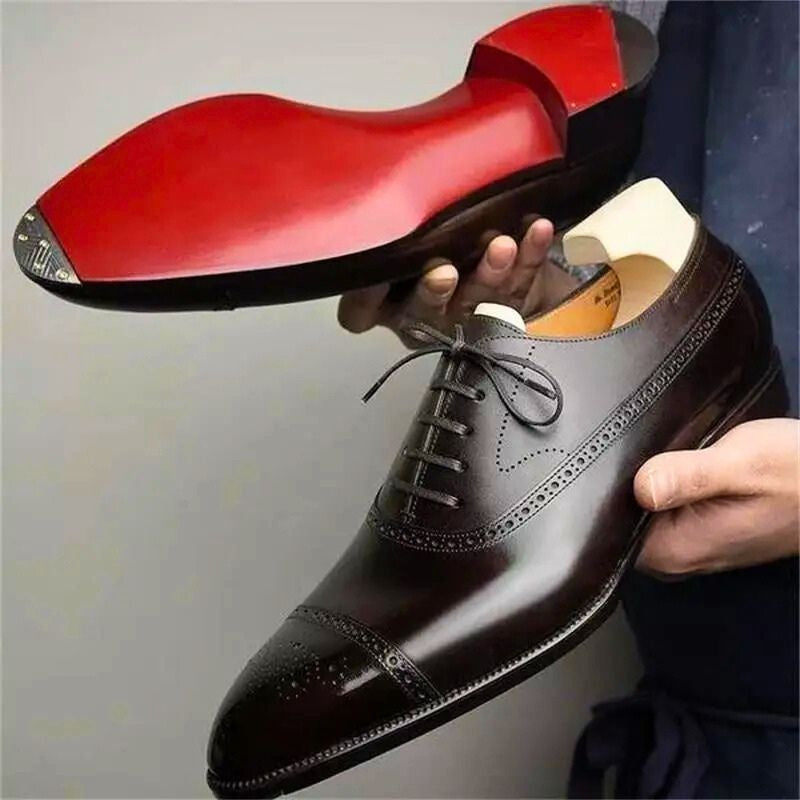 Rafael | Zapatos Oxford Brogue de Cuero con Suela Distintiva para Hombre