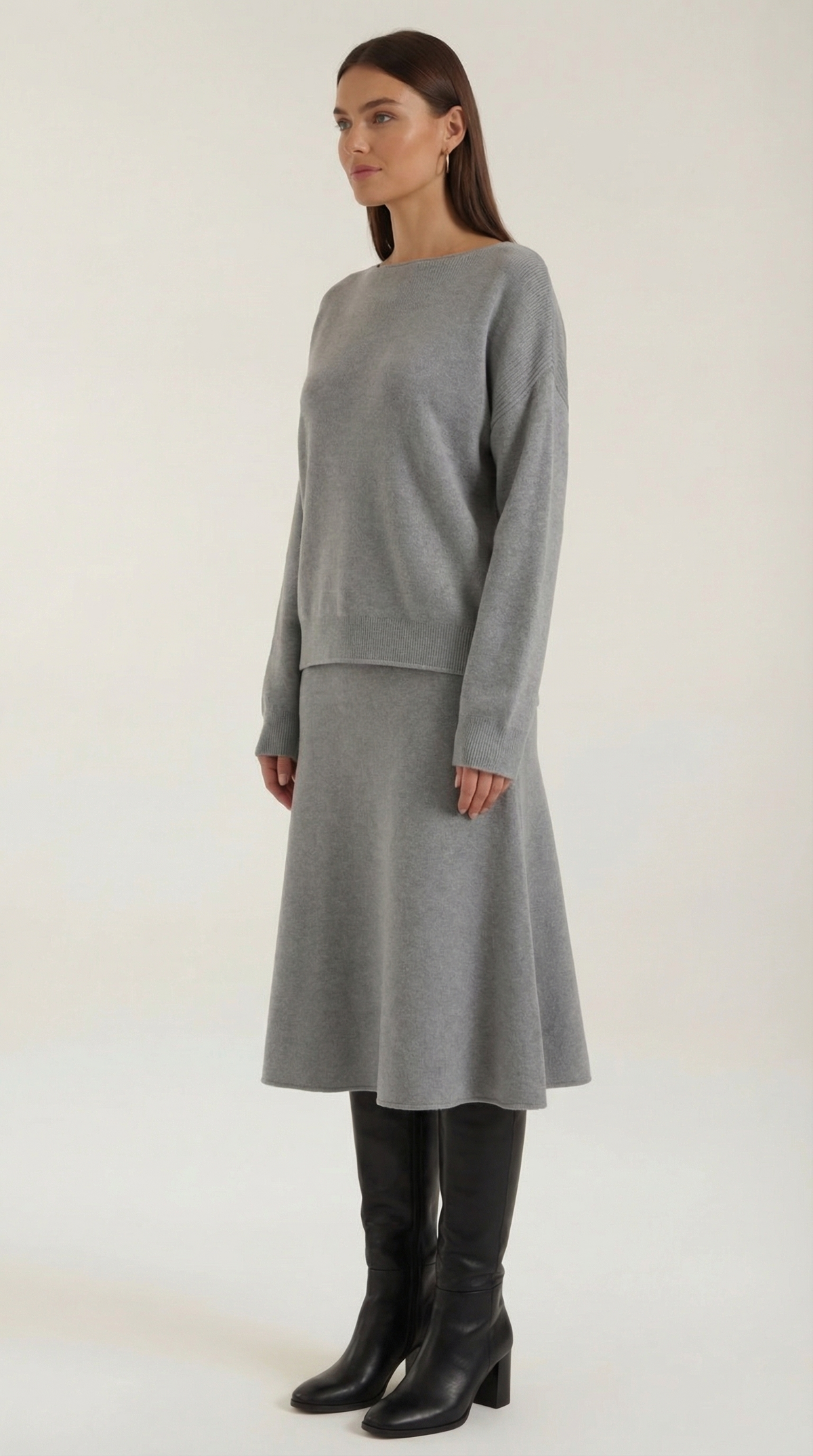Paula | Conjunto Jersey y Falda de Punto Mujer