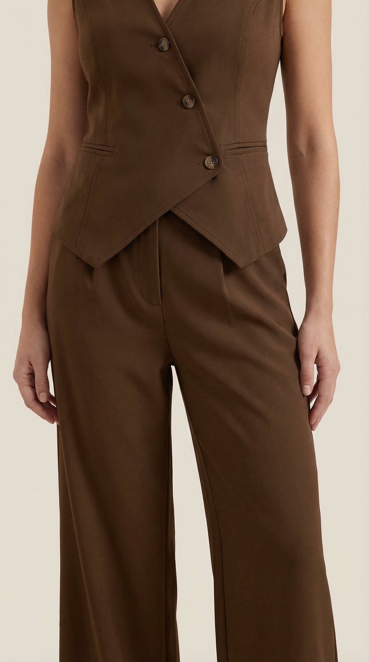 Regina | Conjunto Chaleco y Pantalón Elegante Mujer