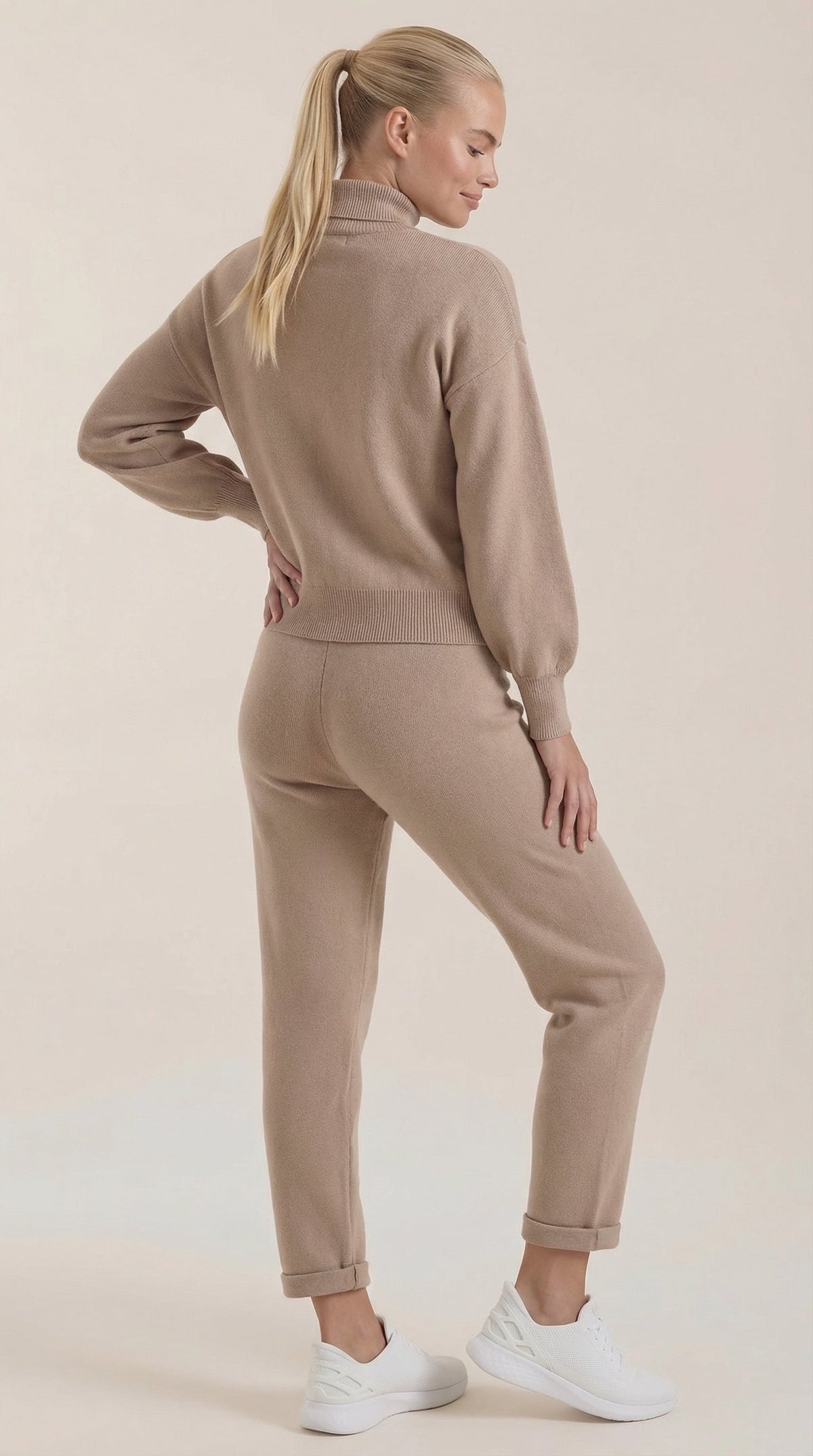 Rocío | Conjunto Lounge de Punto Cuello Alto Mujer