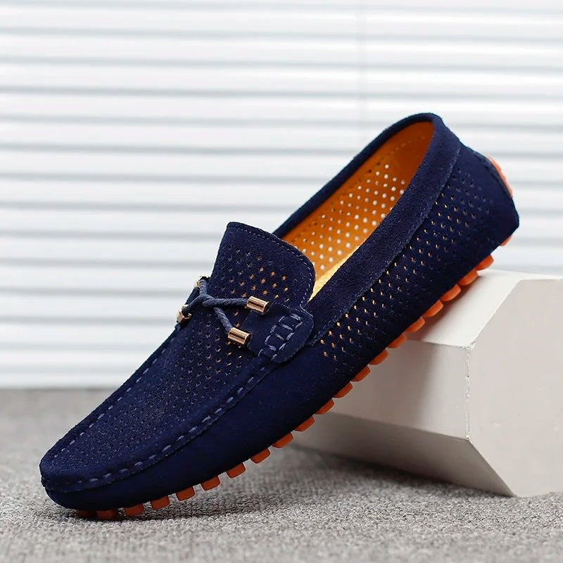 Rubén | Mocasines de Ante Perforado sin Cordones para Hombre